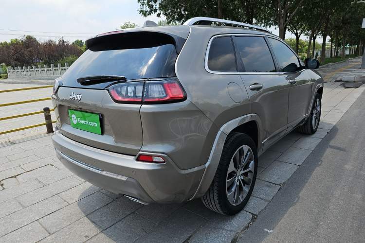 Used  Cherokee 2019 2.0T Four-Wheel Drive All-Round Version China VI

