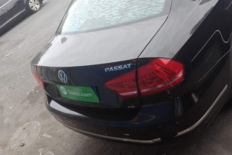 Used Volkswagen Passat 2015 1.8TSI DSG Prestige Edition
