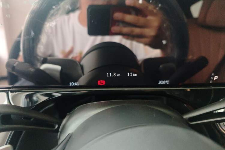 Used Mercedes-Benz E-Class 2025 Facelift E 300 L Luxury Edition
