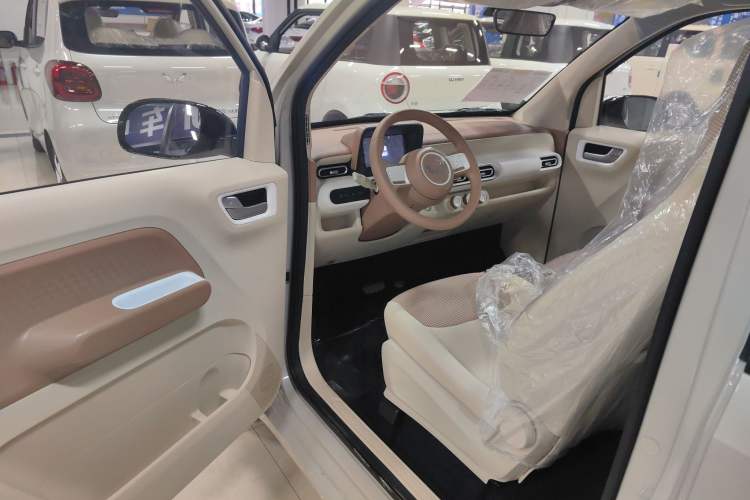 Used Wuling Hongguang MINIEV 2024 3rd Generation 215km Youth Edition