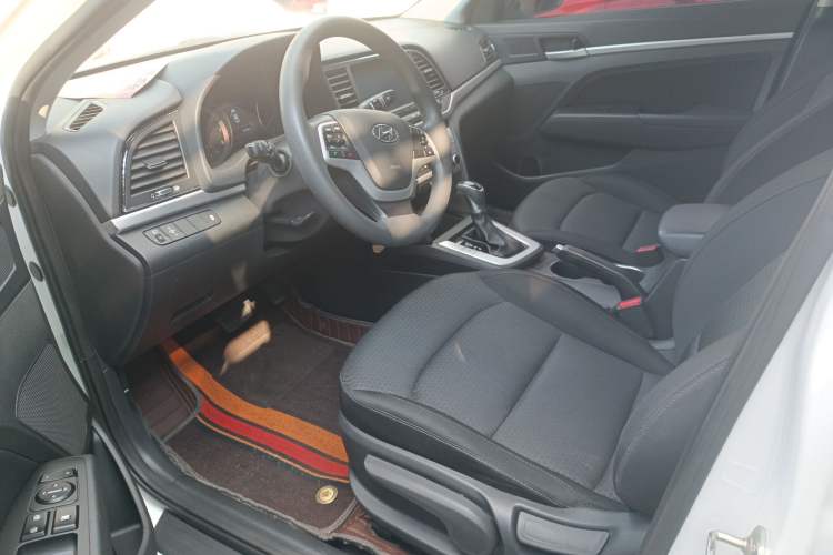 Used Hyundai Elantra 2016 1.6L Automatic ZhiXuan – Elite Version
