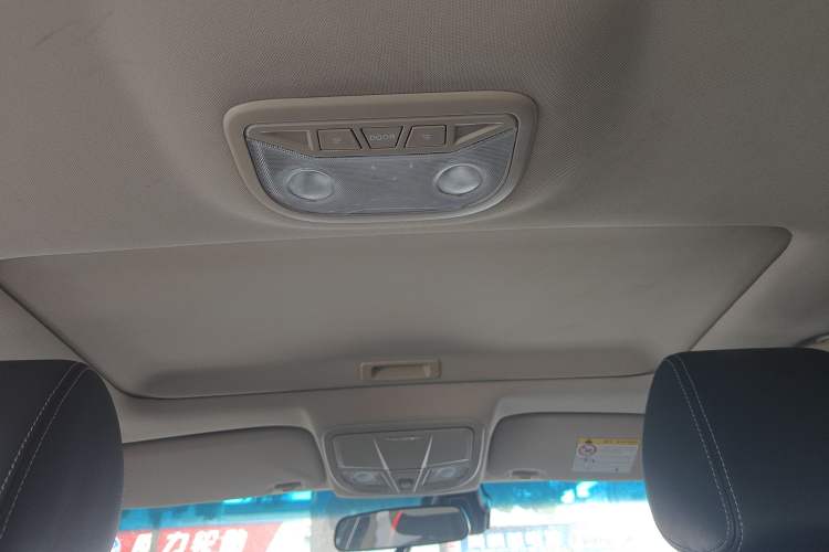 Used Geely Auto Emgrand 2017 Sedan Million Edition 1.5L Manual - Upward Version
