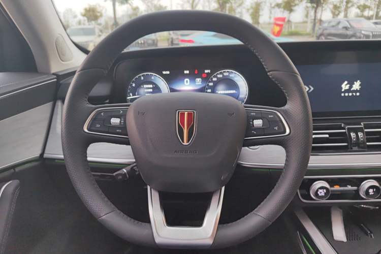 Used Hongqi HS5 2025 2.0T Two-Wheel Drive Flagship Pro Edition