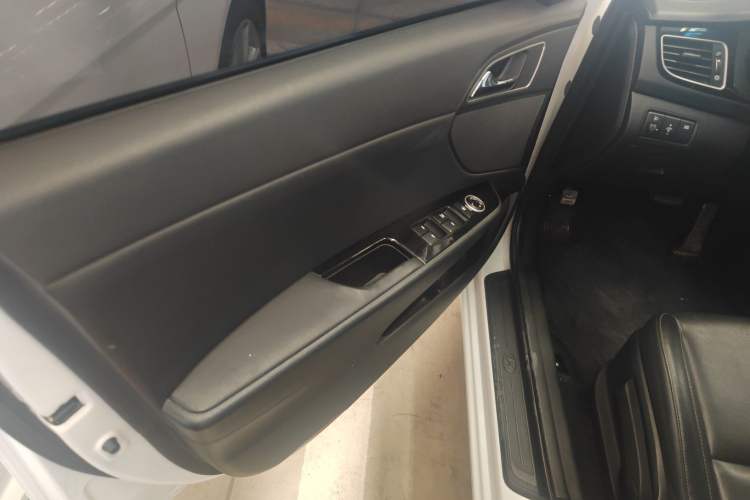 Used Hyundai Mistra 2014 1.8L Automatic Smart GLS
