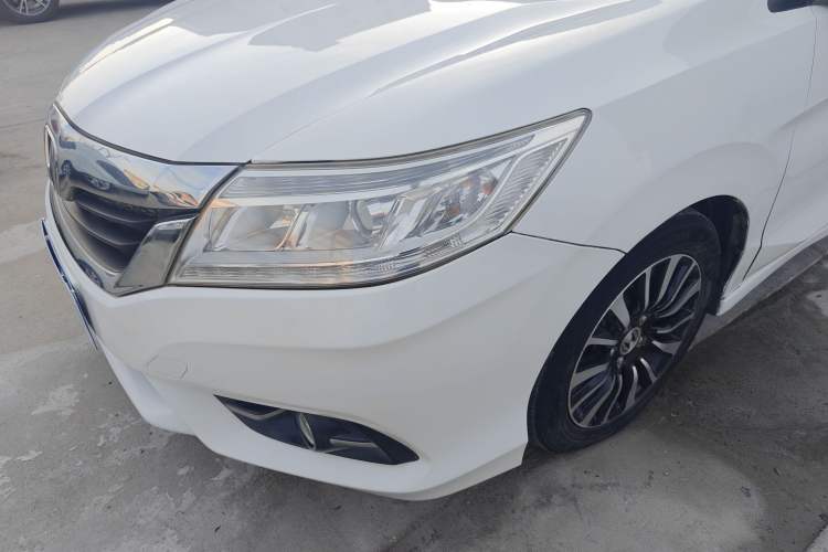 Used Honda Crider 2015 1.8L Automatic Luxury Edition
