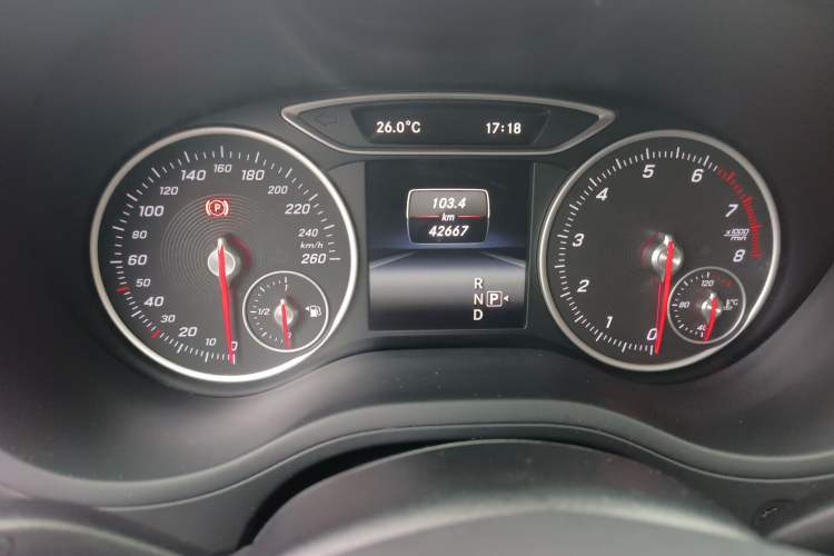 Used Mercedes-Benz B-Class 2015 B 200 Fashion Model
