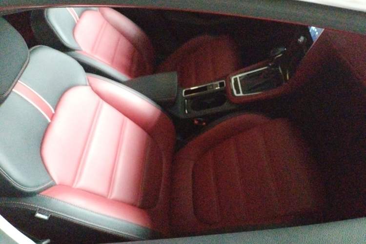 Used MG 6 2017 20T Automatic Trophy Prestige Internet Edition China V Standard
