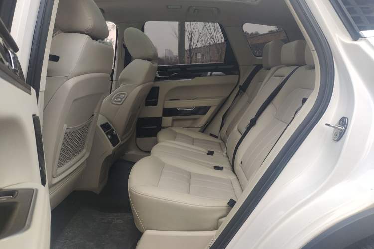 Used Zotye T700 2017 1.8T Dual-Clutch Prestige Model
