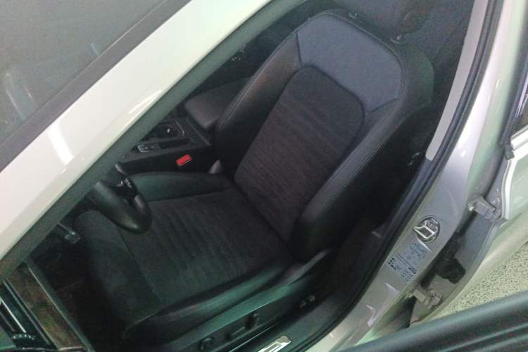 Used Volkswagen Magotan 2018 330TSI DSG Luxury Model
