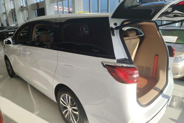 Used Buick GL8 2020 ES Land Cruiser 653T Luxury Edition
