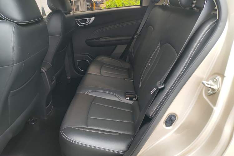 Used Geely Auto Vision X3 2019 Upgraded Model 1.5L CVT Elite Version
