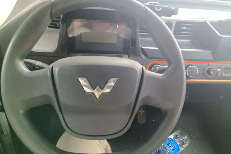 Used Wuling Hongguang MINIEV 2022 Easy Version Lithium-NMC

