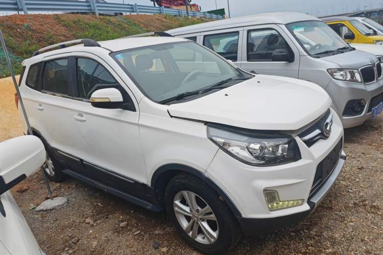 Used HYOSOW S3 2014 1.5L Comfort Version China IV Emission Standard
