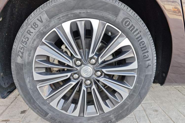 Used Buick GL8 2020 ES Land Cruiser 653T Luxury Model
