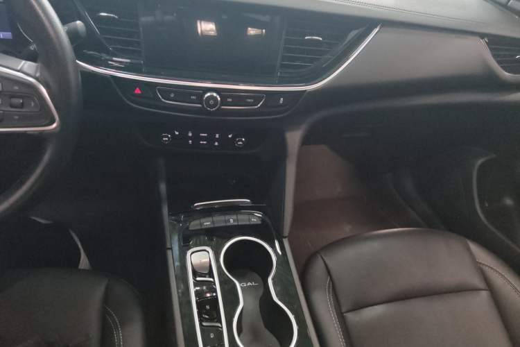 Used Buick Regal 2024 25T Deluxe Edition
