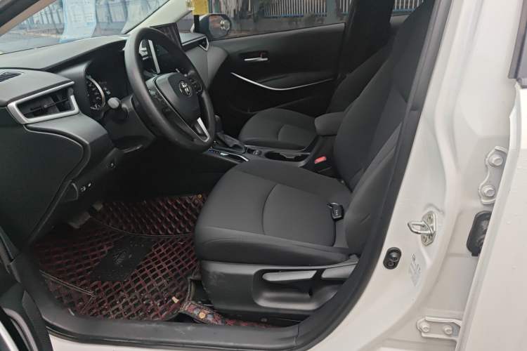 Used Toyota Corolla 2021 Dual-Engine 1.8L E-CVT Pioneer Edition
