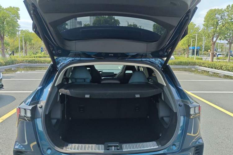 Used Lynk & Co 06 2020 1.5T YAO Halo
