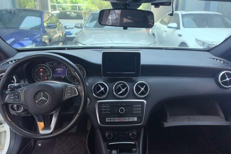 Used Mercedes-Benz A-Class 2016 A 200 Dynamic Edition
