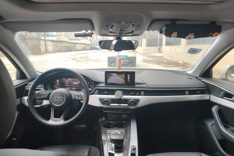 Used Audi A4L 2019 40 TFSI Fashion Edition China VI Emission Standard
