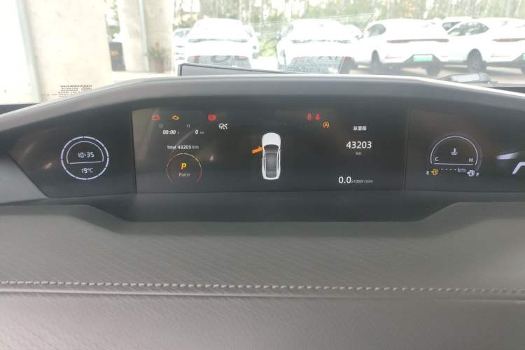 Used Changan UNI-V 2022 1.5T Prestige Version