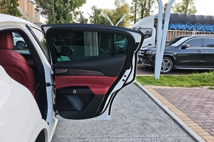 Used Maserati Grecale 2023 2.0T GT
