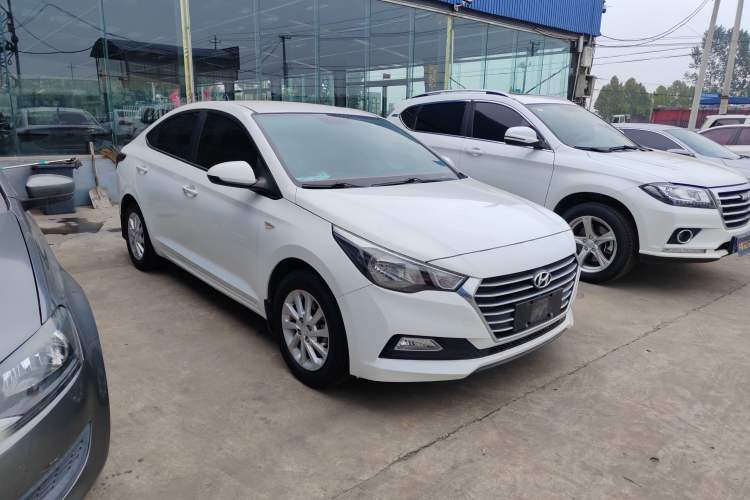 Used Hyundai Verna 2016 1.4L Manual Cool Edition GLS
