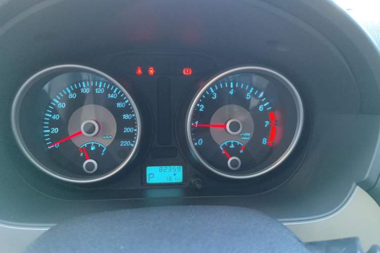 Used Buick Excelle 2013 1.5L Automatic Classic Model
