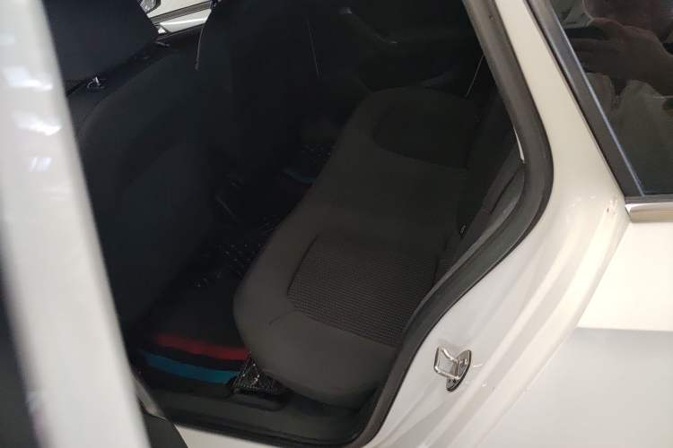 Used Volkswagen Santana 2015 Haval H6 1.6L Automatic Luxury Model
