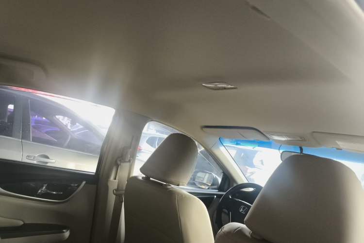 Used Honda Crider 2013 1.8L automatic comfort version
