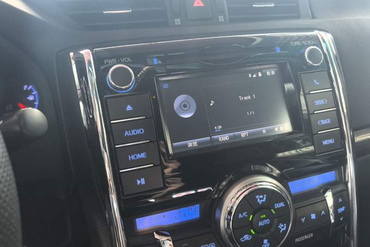 Used Toyota Reiz 2013 2.5V Shangrui Edition