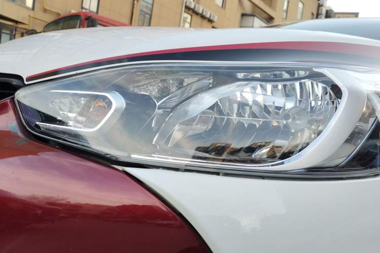 Used Toyota YARiS L 2018 1.5E CVT Champion Limited Edition
