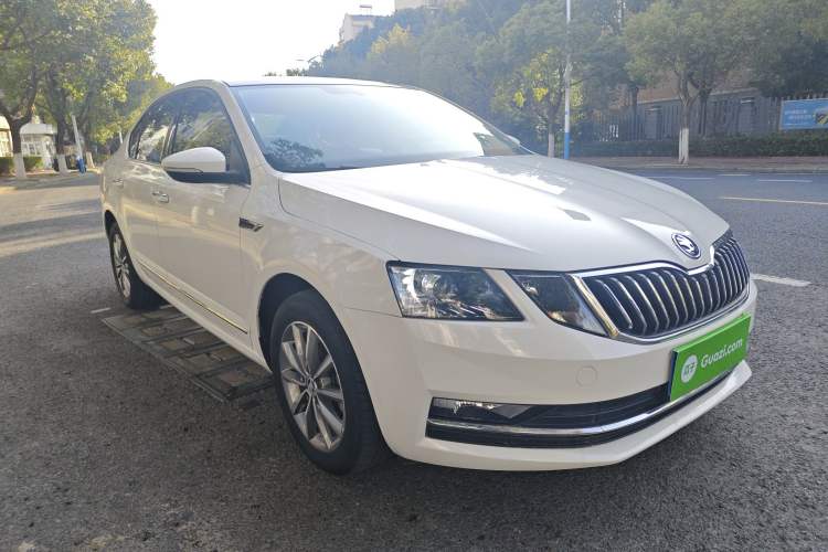 Used Skoda Octavia 2020 TSI230 DSG SmartDrive Luxury Edition