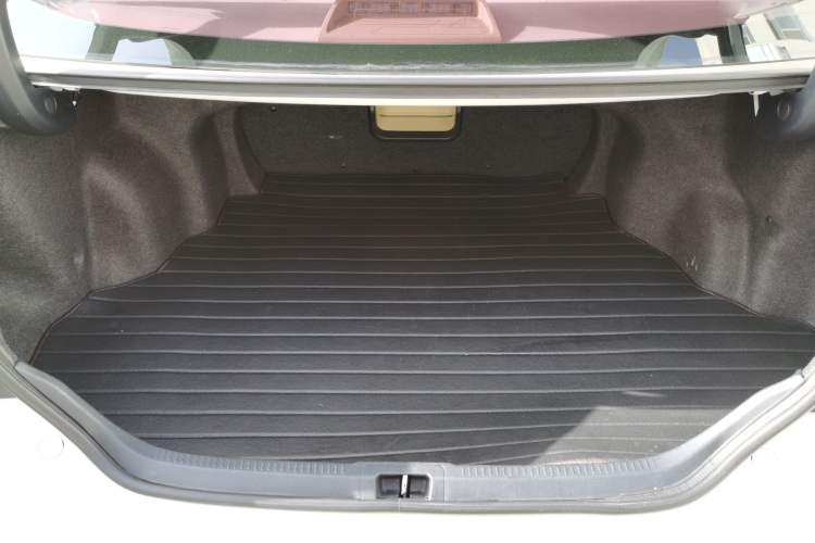 Used Toyota Camry 2015 2.0G Premier Edition
