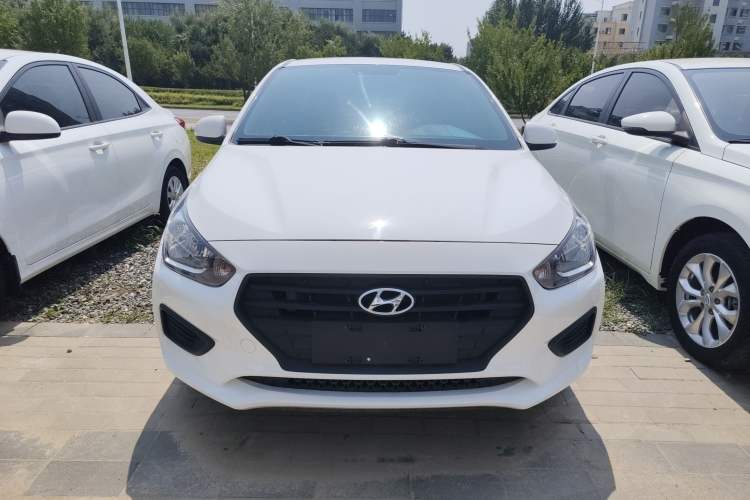 Used Hyundai Verna 2017 1.4L Manual Refreshed Version China V Standard

