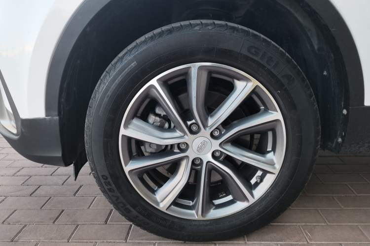 Used Geely Auto Emgrand X7 Sport 2020 1.8TD DCT Two-Wheel Drive Smart Connect 4G-Enabled Version
