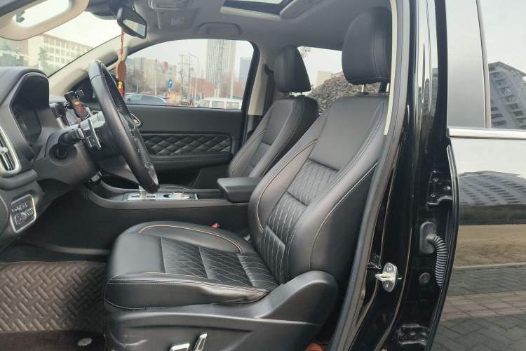 Used Great Wall Poer 2021 2.0T Global Version Automatic Diesel 4x4 Comfort Trim Standard Box GW4D20M
