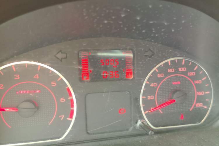 Used Wuling Rongguang S 2023 1.5L Basic Enclosed-Window Vehicle 2 Seats
