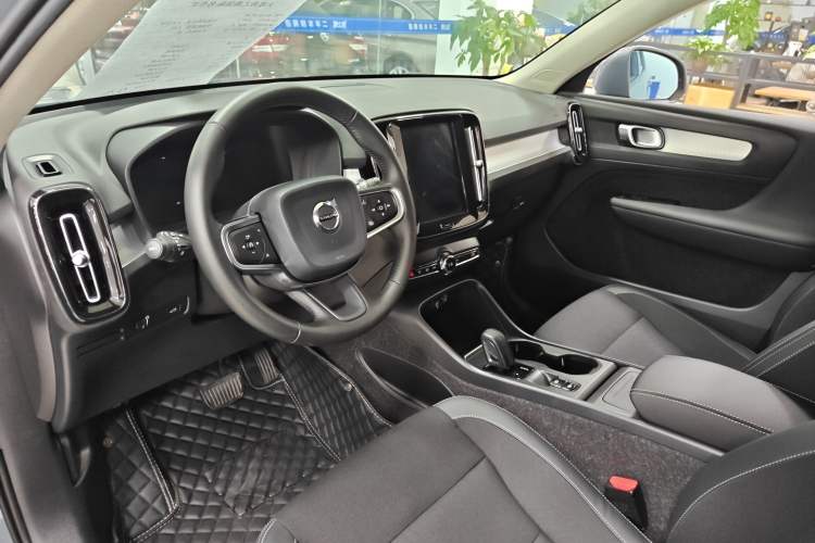 Used Volvo XC40 2020 T3 Smart & Stylish Edition
