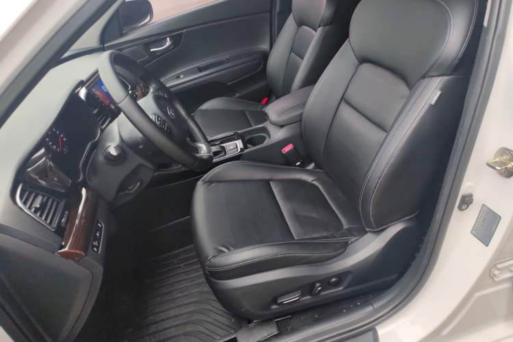 Used Kia K4 2014 1.8L Automatic DLX
