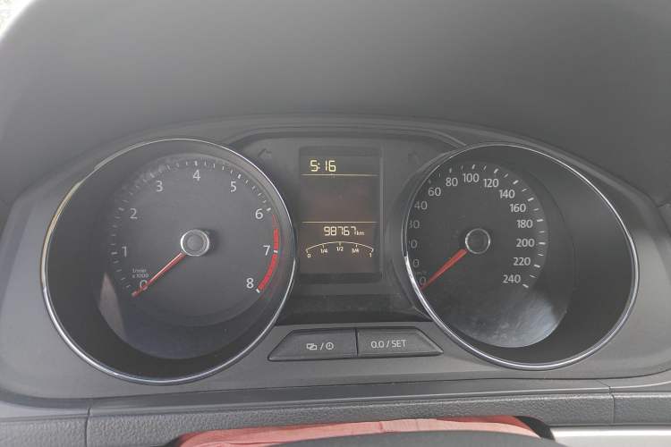 Used Volkswagen Lavida 2015 230TSI DSG Comfort Edition
