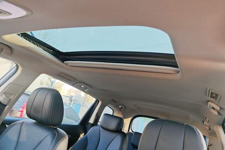 Used BYD Song MAX New Energy 2019 DM 1.5T Smart Connect Advanced 6-Seater China VI Standard
