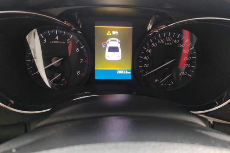 Used Venucia D60 2019 100 000 Honor 1.6L XL CVT Chenku Edition China VI Standard
