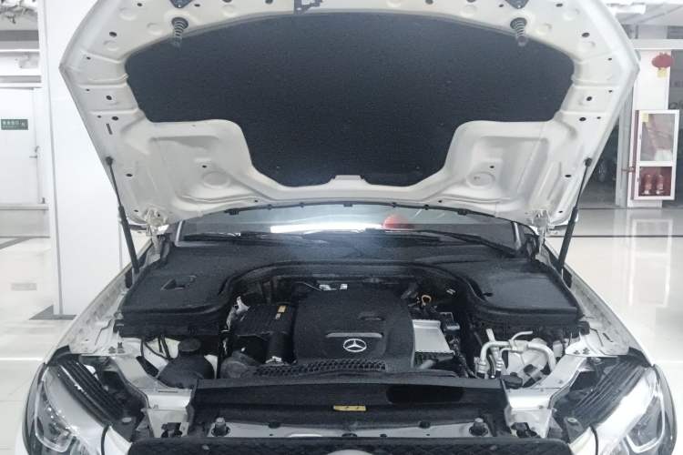 Used Mercedes-Benz GLC 2019 GLC 260 L 4MATIC Dynamic Model
