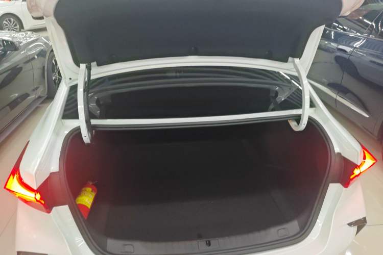 Used Buick Verano 2023 Pro GS Hunter Wind Edition
