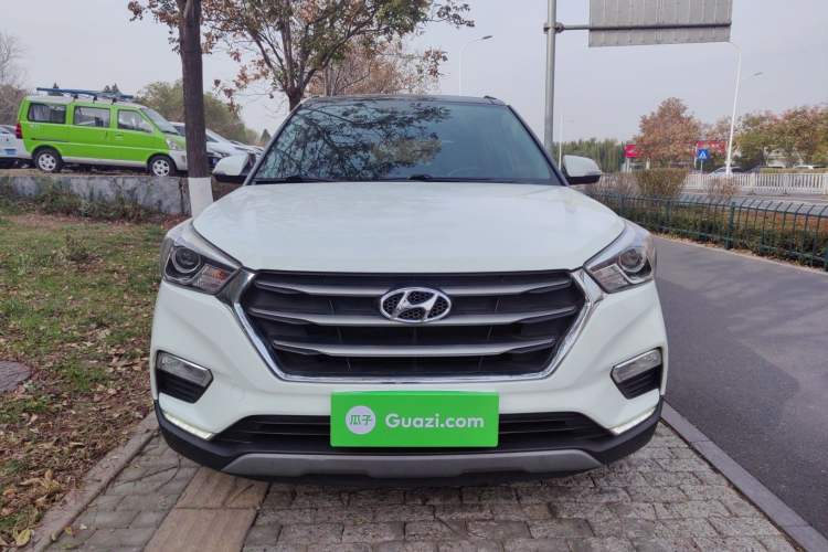 Used Hyundai ix25 2017 1.6L Automatic Smart Version
