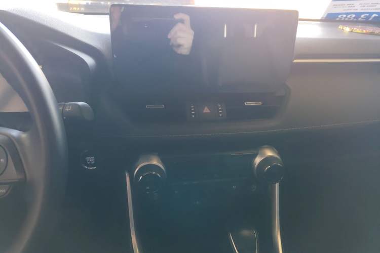 Used Toyota Wildlander 2023 2.0L CVT Two-Wheel Drive Prestige Version