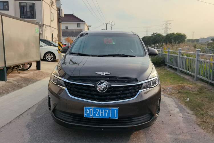 Used Buick GL8 2022 Land Cruiser Executive Class 652T Comfort Model
