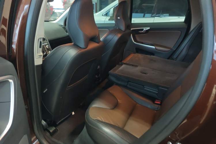 Used Volvo XC60 2015 T5 AWD Smart Drive Edition
