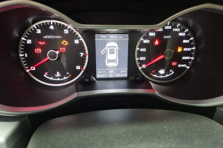 Used Geely Auto Emgrand X7 Sport 2016 1.8TD Automatic ZhiShang Model
