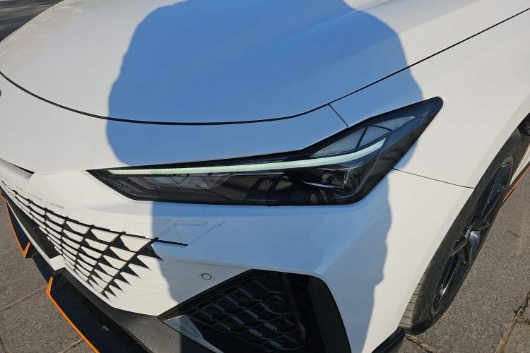 Used Changan UNI-V 2023 2.0T Sport Edition